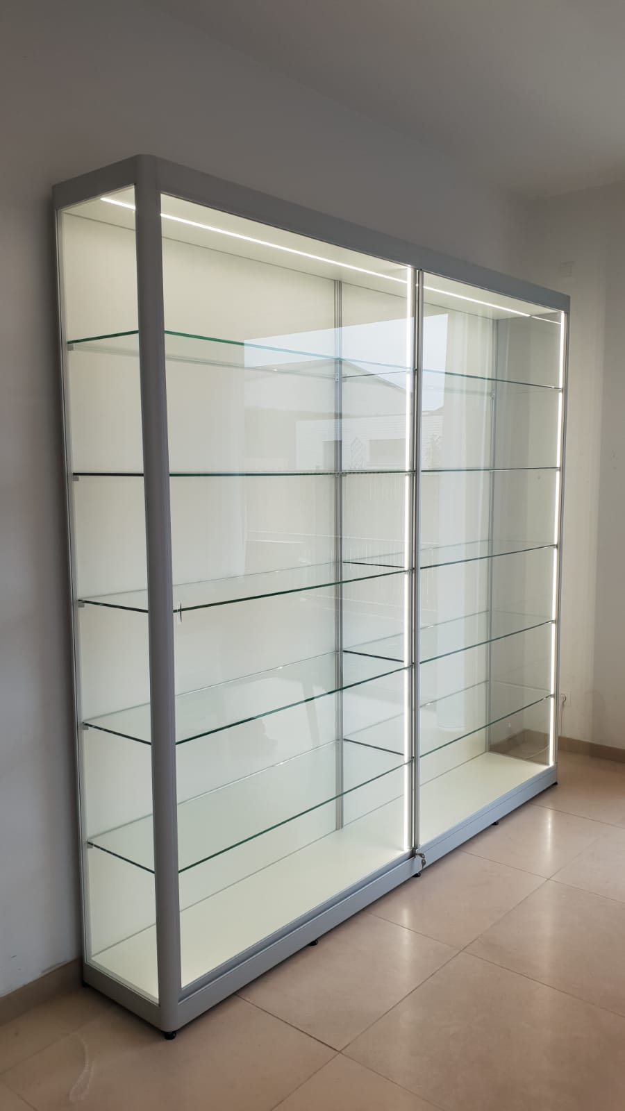 Vitrinekast Dordrecht