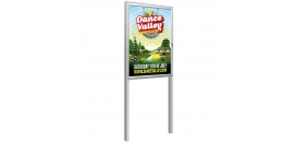 Buitenvitrine A1 met palen