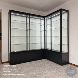 Hoekvitrine prijs op aanvraag