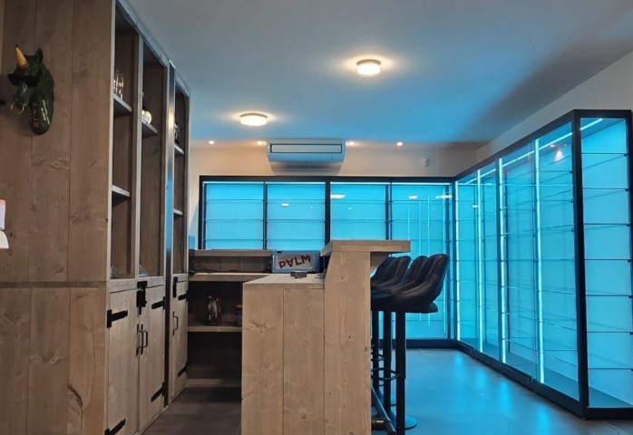 vitrine masters