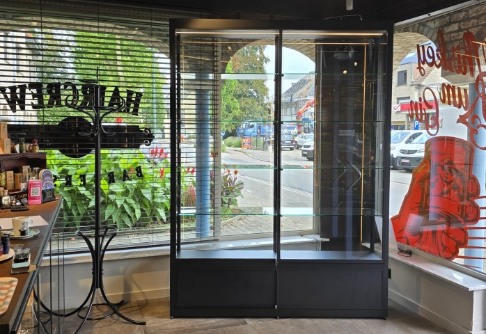 vitrine masters