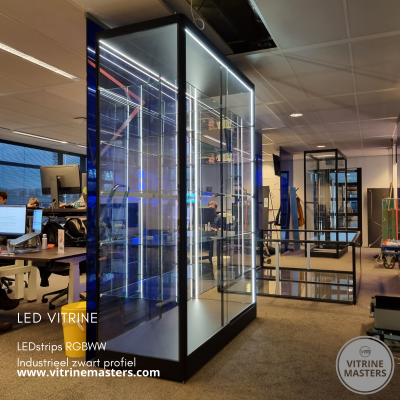 Led vitrines woonkamer