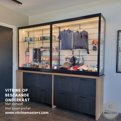 Vitrine kerk