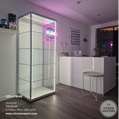 Led vitrinekast