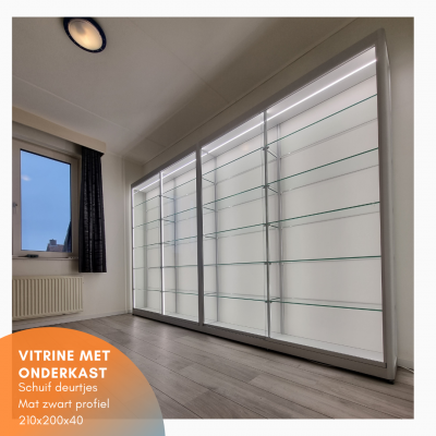 Hoekvitrine vitrine masters (8)