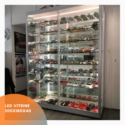 Led vitrine 210x300x40 (9)