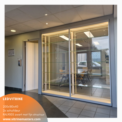 Led vitrinekast (10)