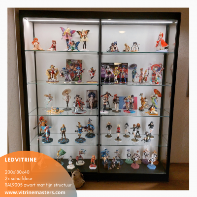 Led vitrinekast (11)