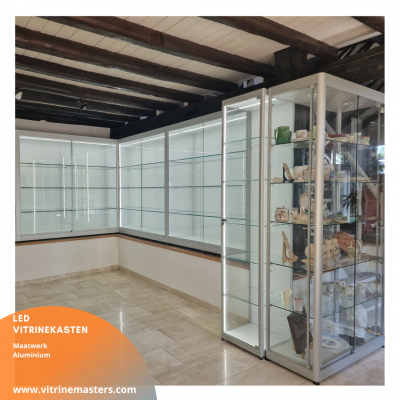 Rgbww led vitrine